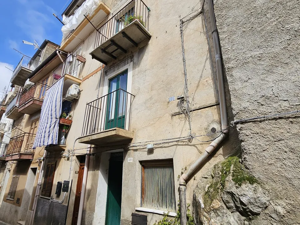 Landsbyhus i Collesano, Palermo - bilde 2